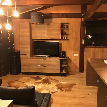 Des Marmottes Chalet *